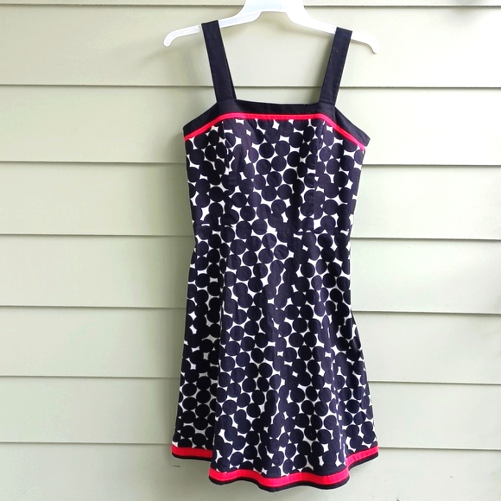 Dressbarn Women's Black and White Sundress with Red Trim Sz 12 Lined Padded Top